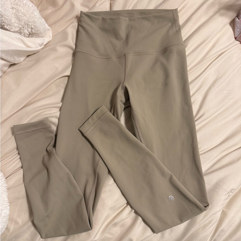 Lululemon Athletica Leggings in Beige